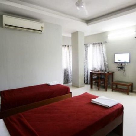 Sea Shell Park Hotell Chennai Exteriör bild
