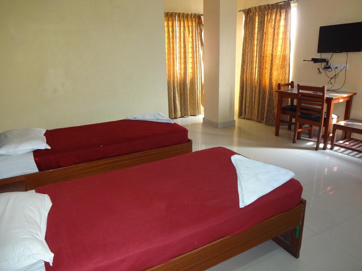 Sea Shell Park Hotell Chennai Exteriör bild
